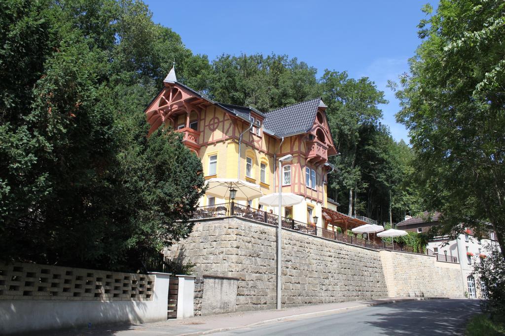 Hotel Restaurant Zwergschloesschen Гера Екстериор снимка